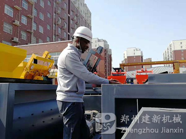 除了寶馬展，建新機(jī)械工廠更值得一看！
